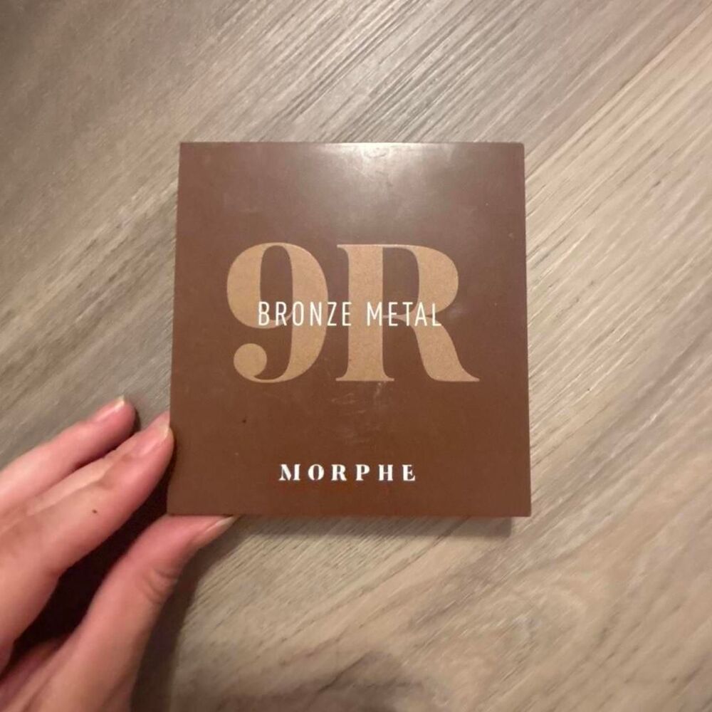 Morphe multi Makeup
